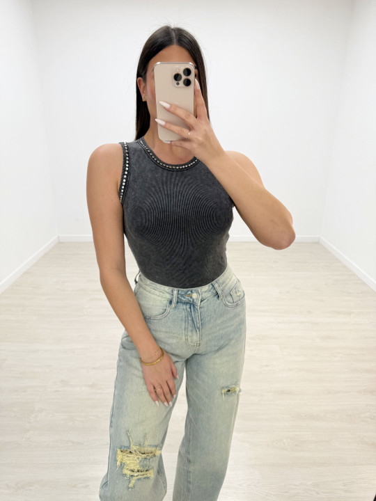 TOP LAVADO TACHAS NEGRO